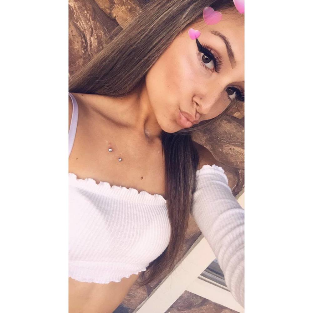 Meet your Posher, Michaela